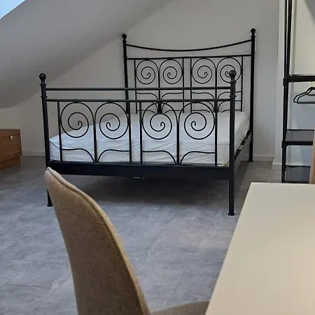 Daire Ferienwohnung An Der Nette Mayen